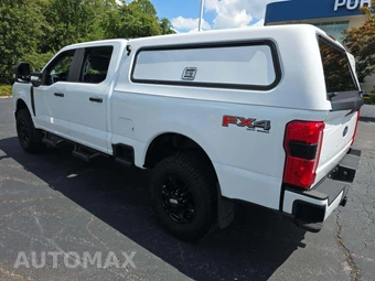 2024 Ford Super Duty F-250 XL Crew Cab Medium Bed - miniatura 2