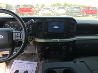 2024 Ford Super Duty F-250 XL Crew Cab Medium Bed - miniatura 11