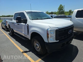 2024 Ford Super Duty F-250 XL Crew Cab Medium Bed - miniatura 3