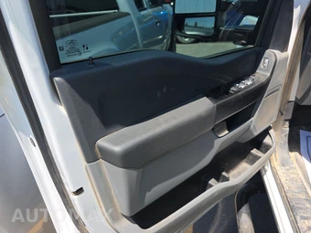 2024 Ford Super Duty F-250 XL Crew Cab Medium Bed - miniatura 9