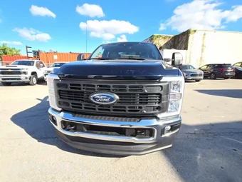 2024 Ford Super Duty F-250 XL Extended Cab Long Bed w/Rear Doors - miniatura 2