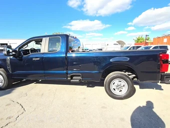 2024 Ford Super Duty F-250 XL Extended Cab Long Bed w/Rear Doors - miniatura 3