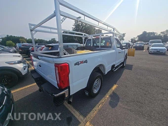 2024 Ford Super Duty F-250 XL Regular Cab Long Bed - miniatura 3