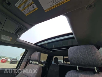 2024 Ford Super Duty F-250 XLT Crew Cab Long Bed - miniatura 8