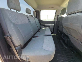 2024 Ford Super Duty F-250 XLT Crew Cab Long Bed - miniatura 13