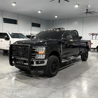 2024 Ford Super Duty F-250 XLT Crew Cab Long Bed - miniatura 1
