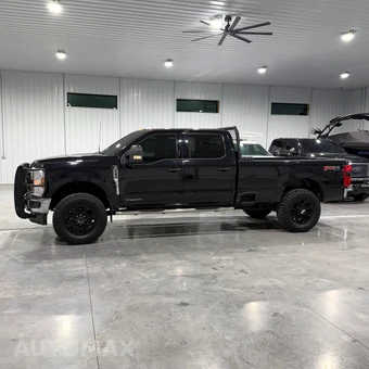 2024 Ford Super Duty F-250 XLT Crew Cab Long Bed - miniatura 2