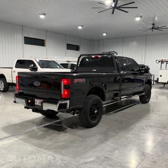 2024 Ford Super Duty F-250 XLT Crew Cab Long Bed - miniatura 4