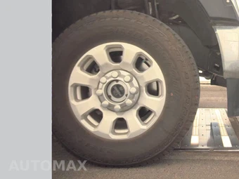 2024 Ford Super Duty F-250 XLT Crew Cab Medium Bed - miniatura 10