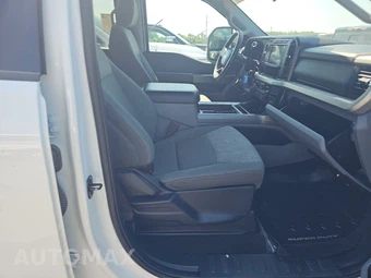 2024 Ford Super Duty F-250 XLT Crew Cab Medium Bed - miniatura 14
