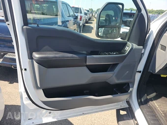 2024 Ford Super Duty F-250 XLT Crew Cab Medium Bed - miniatura 15