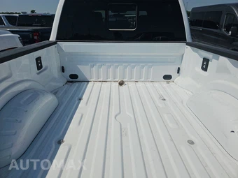 2024 Ford Super Duty F-250 XLT Crew Cab Medium Bed - miniatura 23