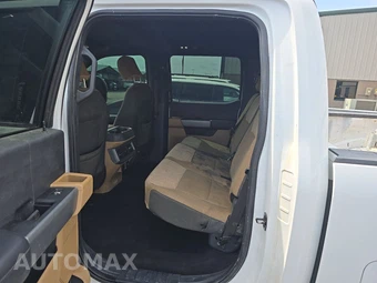 2024 Ford Super Duty F-250 XLT Crew Cab Medium Bed - miniatura 12