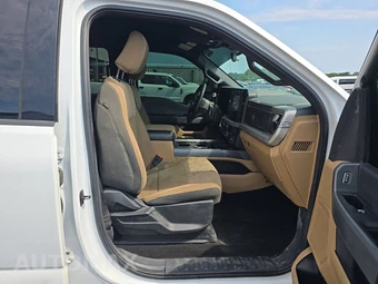 2024 Ford Super Duty F-250 XLT Crew Cab Medium Bed - miniatura 7