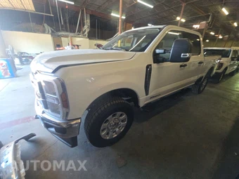 2024 Ford Super Duty F-250 XLT Crew Cab Medium Bed