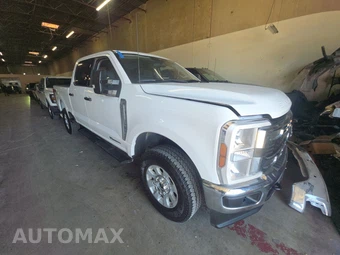 2024 Ford Super Duty F-250 XLT Crew Cab Medium Bed - miniatura 3
