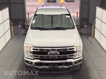 2024 Ford Super Duty F-250 XLT Crew Cab Medium Bed - miniatura 2