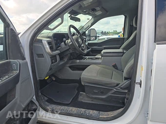 2024 Ford Super Duty F-250 XLT Crew Cab Medium Bed - miniatura 7