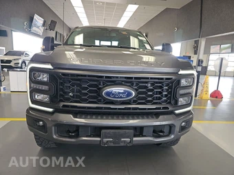 2024 Ford Super Duty F-250 XLT Crew Cab Medium Bed - miniatura 2