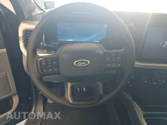 2024 Ford Super Duty F-250 XLT Crew Cab Medium Bed - miniatura 10