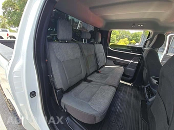 2024 Ford Super Duty F-250 XLT Crew Cab Medium Bed - miniatura 16