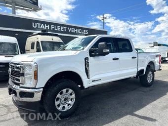 2024 Ford Super Duty F-250 XLT Crew Cab Medium Bed - miniatura 1
