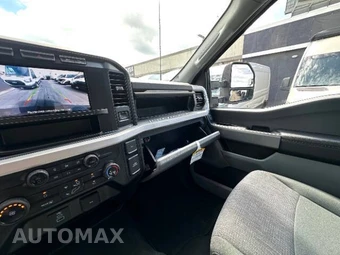 2024 Ford Super Duty F-250 XLT Crew Cab Medium Bed - miniatura 18