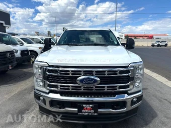 2024 Ford Super Duty F-250 XLT Crew Cab Medium Bed - miniatura 2