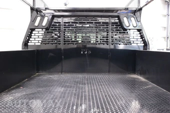 2024 Ford Super Duty F-350 Cab Chassis XL Crew Cab DRW - miniatura 15