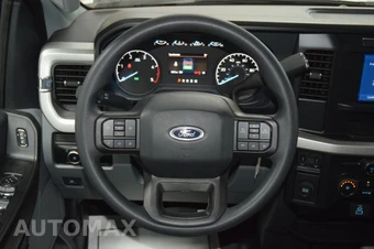 2024 Ford Super Duty F-350 Cab Chassis XL Crew Cab DRW - miniatura 26