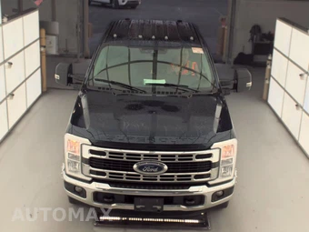 2024 Ford Super Duty F-350 Cab Chassis XL Crew Cab DRW - miniatura 2