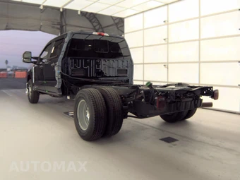 2024 Ford Super Duty F-350 Cab Chassis XL Crew Cab DRW - miniatura 6