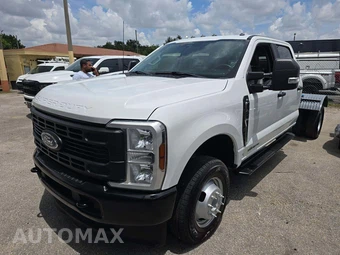 2024 Ford Super Duty F-350 Cab Chassis XL Crew Cab DRW