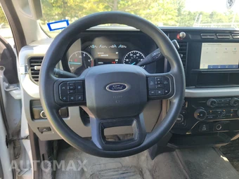 2024 Ford Super Duty F-350 Cab Chassis XL Crew Cab DRW - miniatura 16