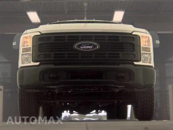 2024 Ford Super Duty F-350 Cab Chassis XL Crew Cab DRW - miniatura 3