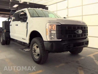 2024 Ford Super Duty F-350 Cab Chassis XL Crew Cab DRW - miniatura 4