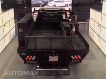 2024 Ford Super Duty F-350 Cab Chassis XL Crew Cab DRW - miniatura 6