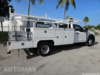 2024 Ford Super Duty F-350 Cab Chassis XL Regular Cab DRW - miniatura 7