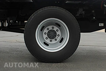 2024 Ford Super Duty F-350 Cab Chassis XLT Regular Cab DRW - miniatura 25