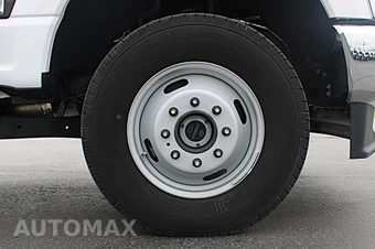 2024 Ford Super Duty F-350 Cab Chassis XLT Regular Cab DRW - miniatura 29