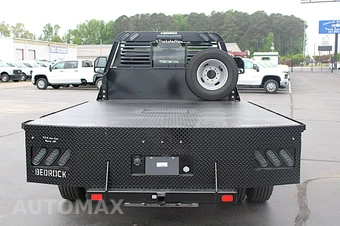 2024 Ford Super Duty F-350 Cab Chassis XLT Regular Cab DRW - miniatura 6