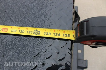 2024 Ford Super Duty F-350 Cab Chassis XLT Regular Cab DRW - miniatura 9