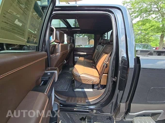 2024 Ford Super Duty F-350 King Ranch Crew Cab Long Bed - miniatura 13