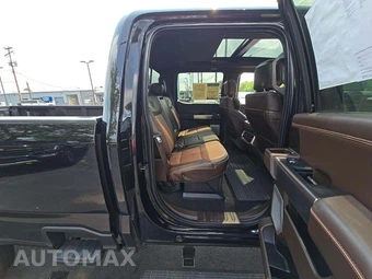 2024 Ford Super Duty F-350 King Ranch Crew Cab Long Bed - miniatura 16