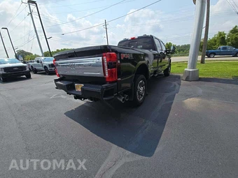 2024 Ford Super Duty F-350 King Ranch Crew Cab Long Bed - miniatura 3