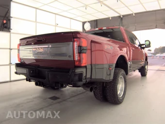 2024 Ford Super Duty F-350 King Ranch Crew Cab Long Bed DRW - miniatura 4