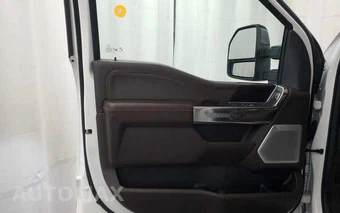 2024 Ford Super Duty F-350 King Ranch Crew Cab Medium Bed - miniatura 13