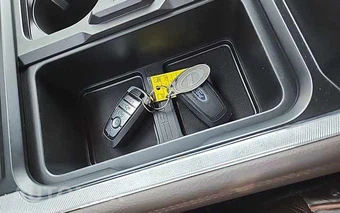 2024 Ford Super Duty F-350 King Ranch Crew Cab Medium Bed - miniatura 16
