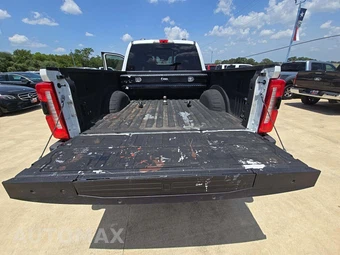 2024 Ford Super Duty F-350 King Ranch Crew Cab Medium Bed - miniatura 11