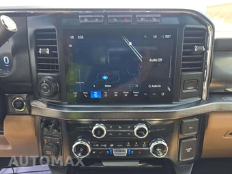 2024 Ford Super Duty F-350 Lariat Crew Cab Long Bed - miniatura 7